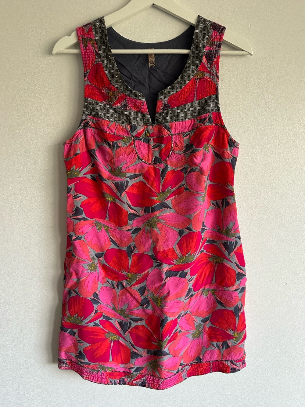 Free People Pink Floral Sleeveless Shift Mini Tropical Vacation Dress Size 6